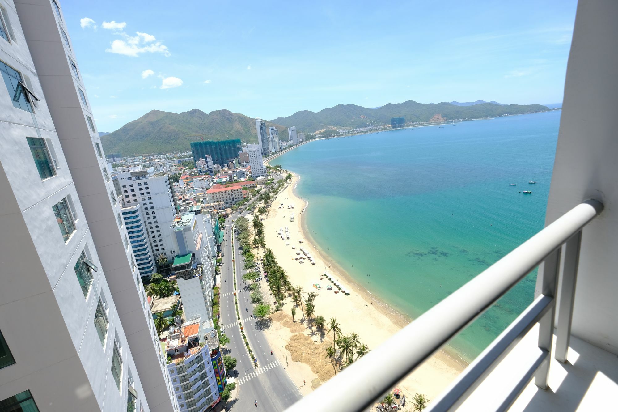 Sunrise Hon Chong Ocean View Apartment Nha Trang Exteriér fotografie